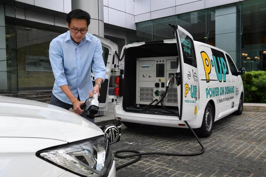 Singapore Firm Offers Mobile Charging Service for Electric Vehicles, using PowerOnTheGo